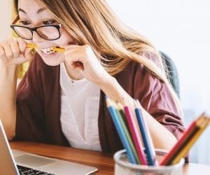 What do students need to know about looking for a new house?